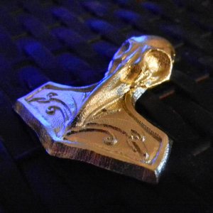 fRavenSkullHammer